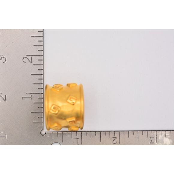 Givenchy Vintage Logo Clip On Earrings Chunky Brushed Gold Signed NOS 1980s Bin7 - Picture 12 of 12